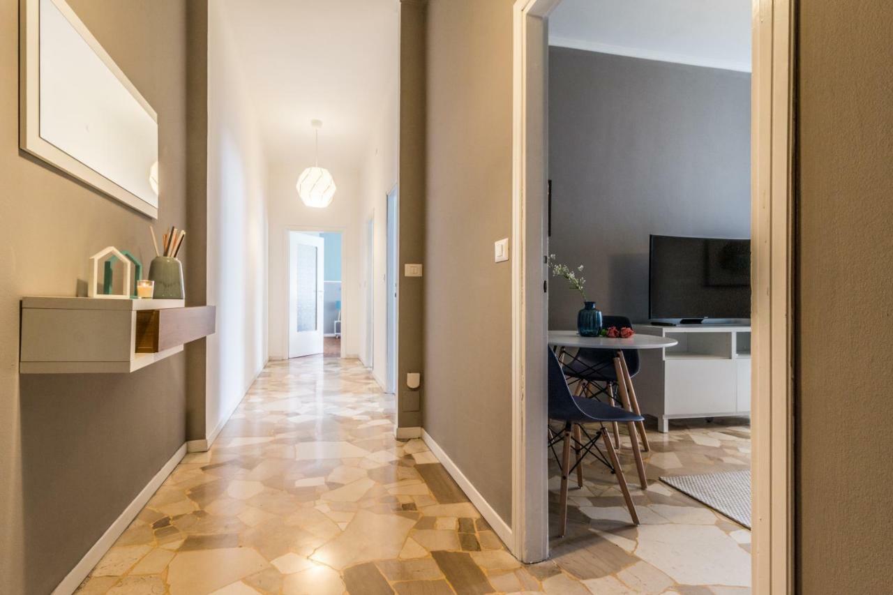 Joivy Modern 1-Bed Flat With Balcony In Portello Milan Luaran gambar