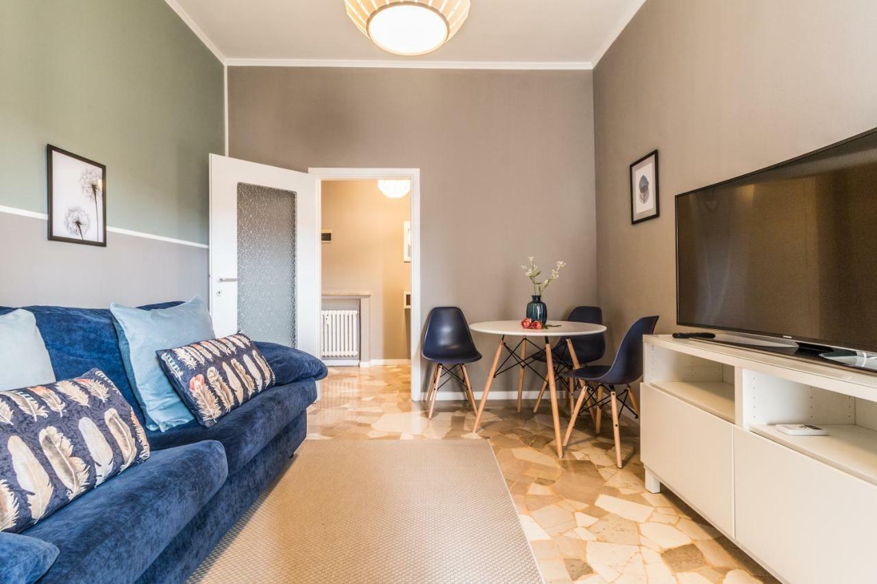 Joivy Modern 1-Bed Flat With Balcony In Portello Milan Luaran gambar